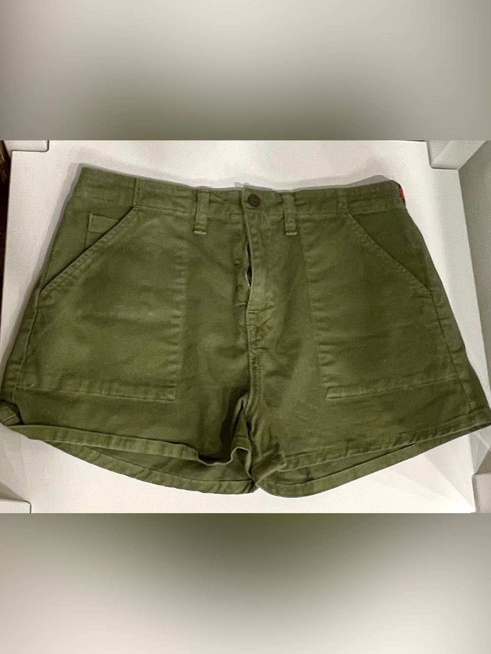 Veronica Beard Caine 11" Short, 27